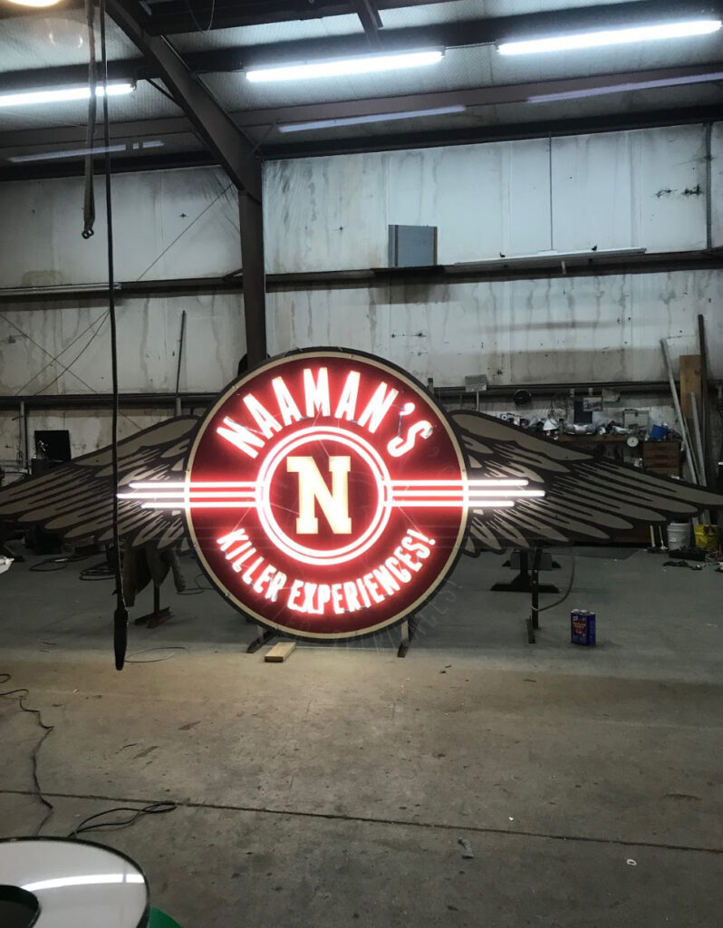 Neon-style LED sign for Naaman's in Texarkana, Arkansas